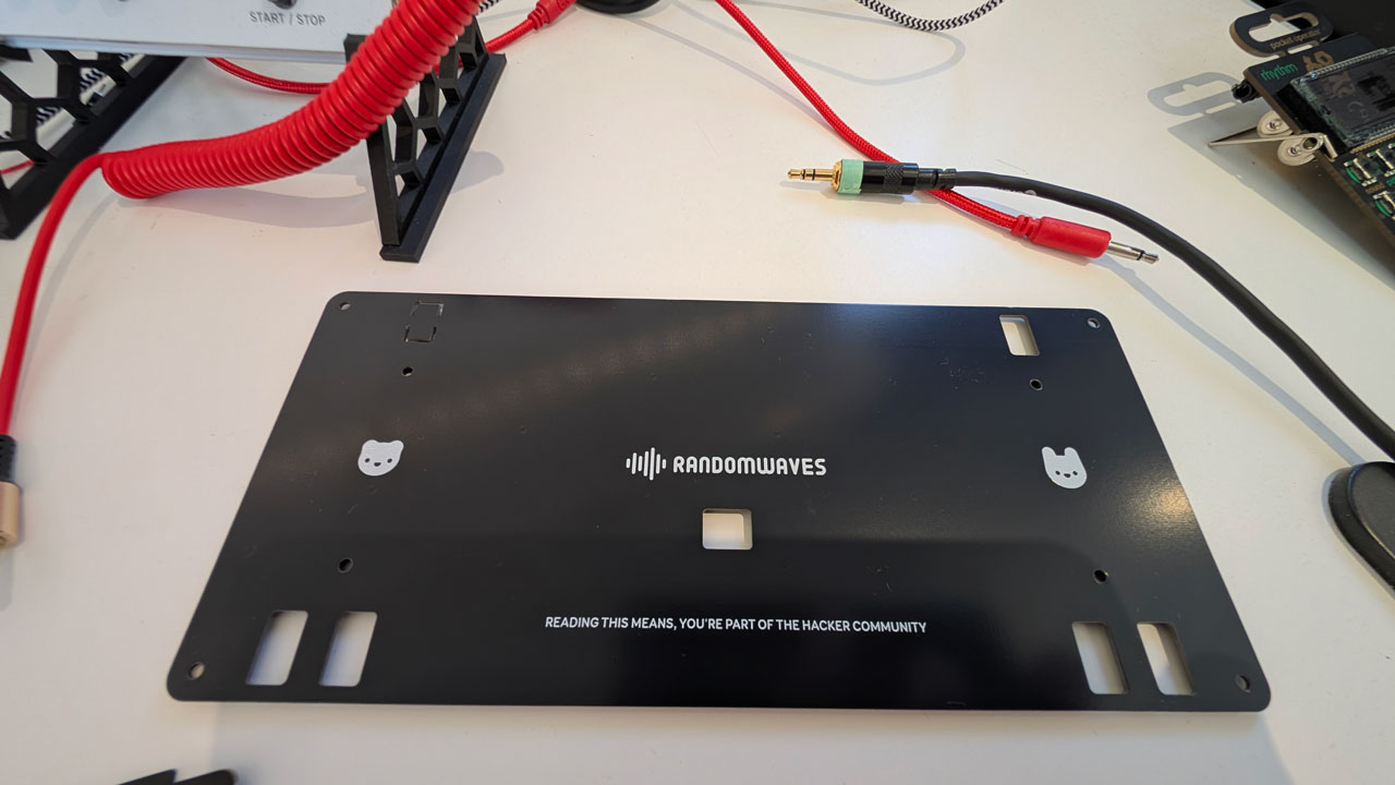 [Message on the bottom board]